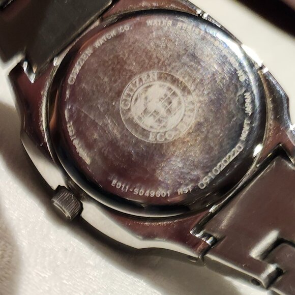 Citizen Eco-Drive Brushed Silver-tone with Date Watch-E011 S049601 - Picture 8 of 8